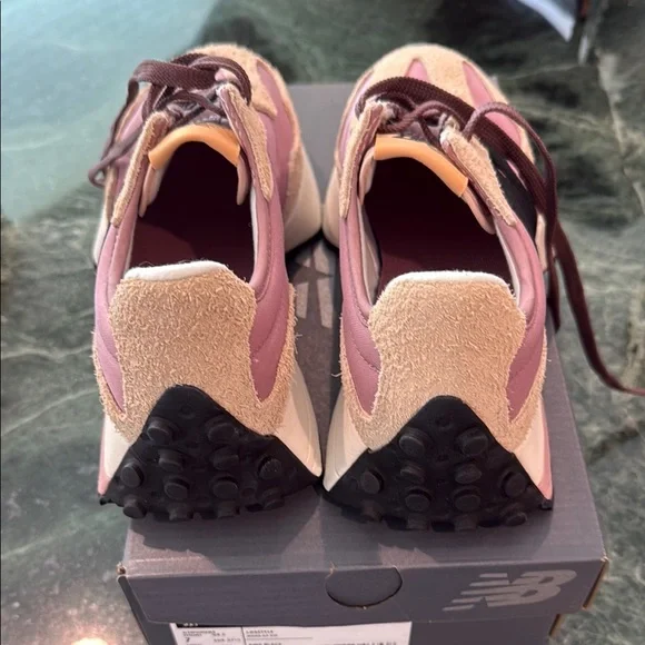 New Balance 327 EUC Women's Sneakers in Pink and Tan - Picture 3 of 11